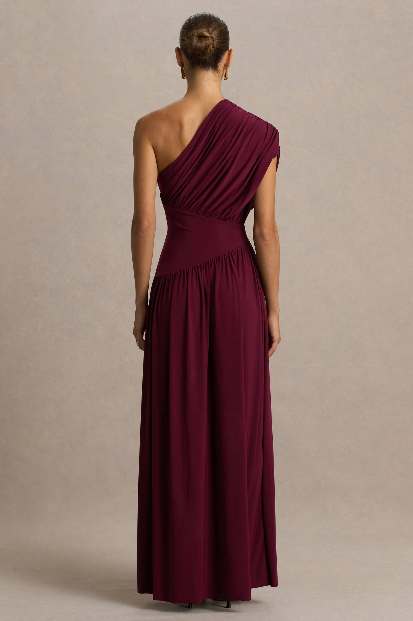 Kelsey | Burgundy Asymmetric-Neck Maxi Dress With Ruched Detailing