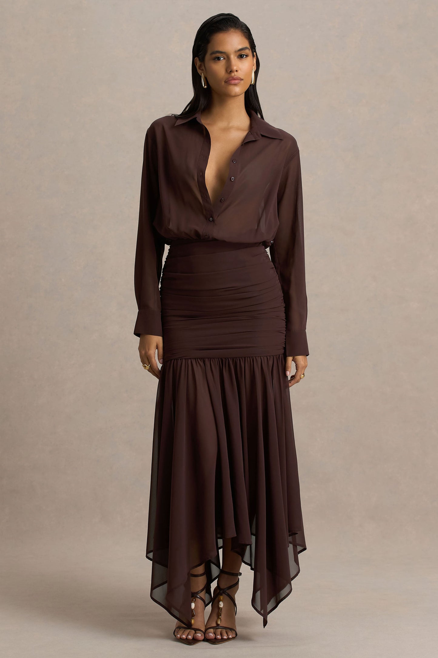 Kris | Brown Plunge-Neck Maxi Dress With Ruched Detailing