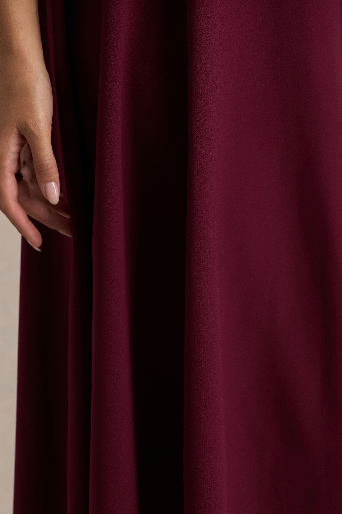 Bellona | Burgundy High-Neck High-Low Midi Dress